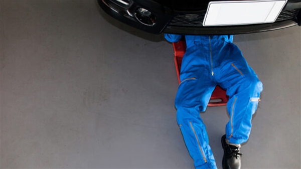 Μηχανικός αυτοκινήτων