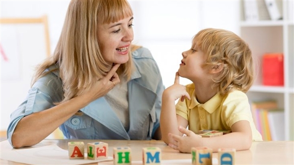 Λογοθεραπεύτρια