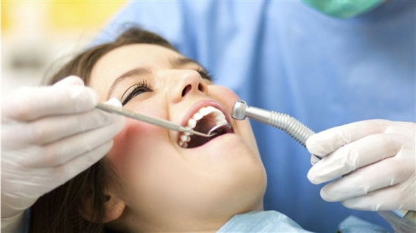 Βοηθός οδοντιάτρου