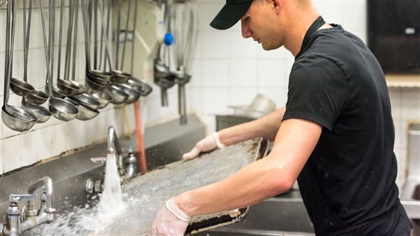 Υπάλληλος λάντζας