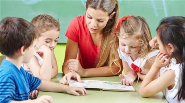 Νηπιαγωγός