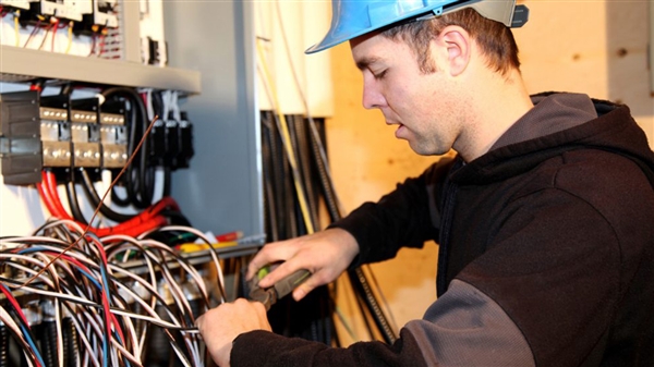 Ηλεκτρολόγος