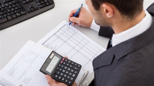 Υπάλληλος λογιστηρίου