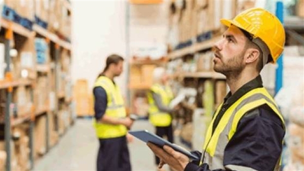 Yπάλληλος αποθήκης