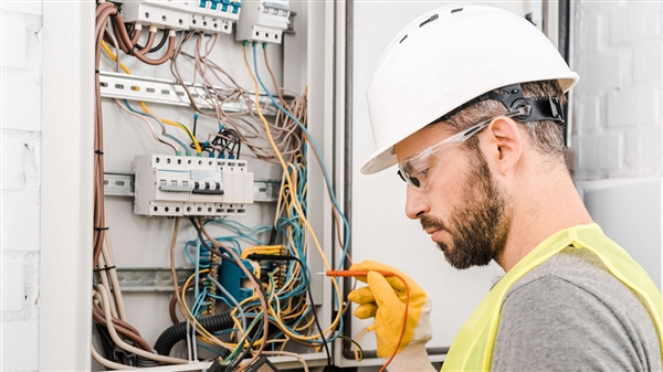 Ηλεκτρολόγος