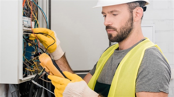 Ηλεκτρολόγος