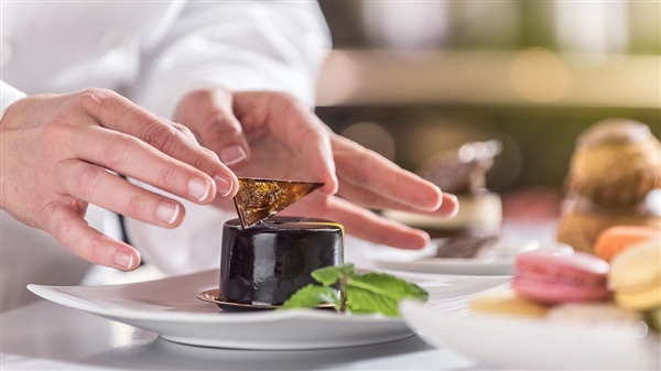 Ζαχαροπλάστης