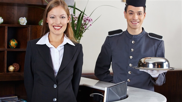 Υπάλληλος υποδοχής