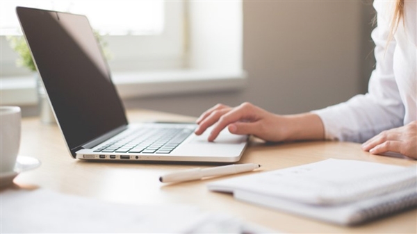 Υπάλληλος γραφείου