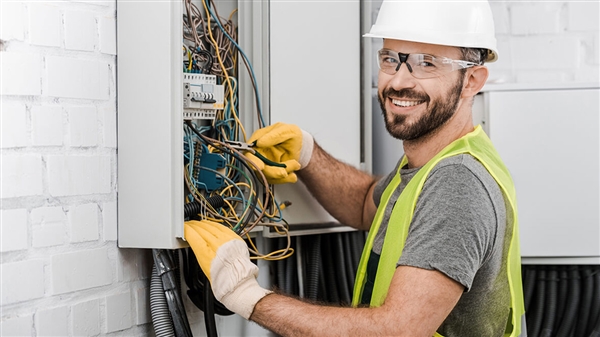 Ηλεκτρολόγος 