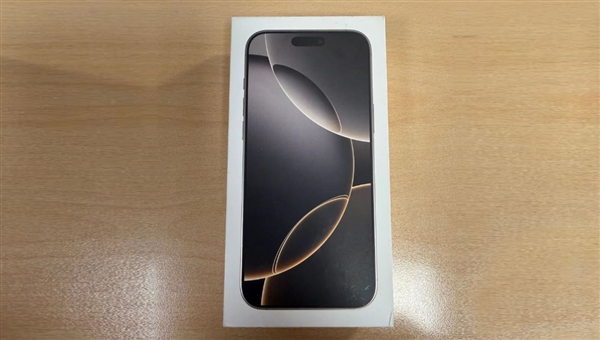 iPhone 16 Pro Max Natural Titanium 256GB