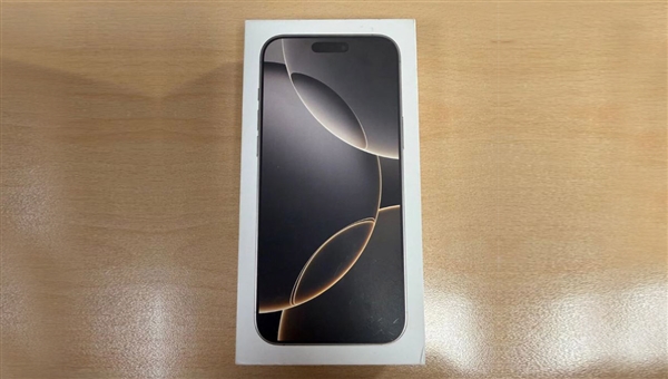 iPhone 16 Pro Max Natural Titanium 256GB