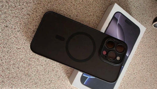 iPhone 16 Pro Max 256GB Space Black