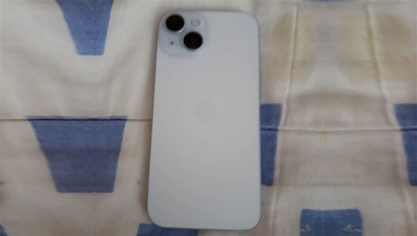 iPhone 15 128GB τιρκουάζ