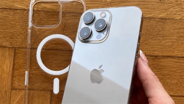 iPhone 16 Pro Max 256GB Natural Titanium