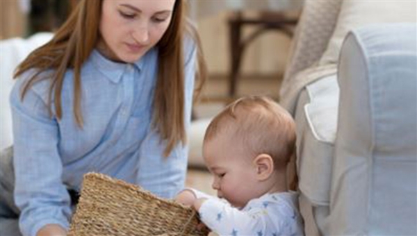 Babysitter για ένα παιδί 7 μηνών