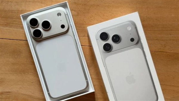 Apple iPhone 17 Pro 512GB ασημί 
