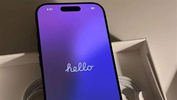 Apple iPhone 16 Pro 256GB μαύρο τιτάνιο